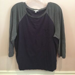 Grey and navy blue raglan long sleeve shirt